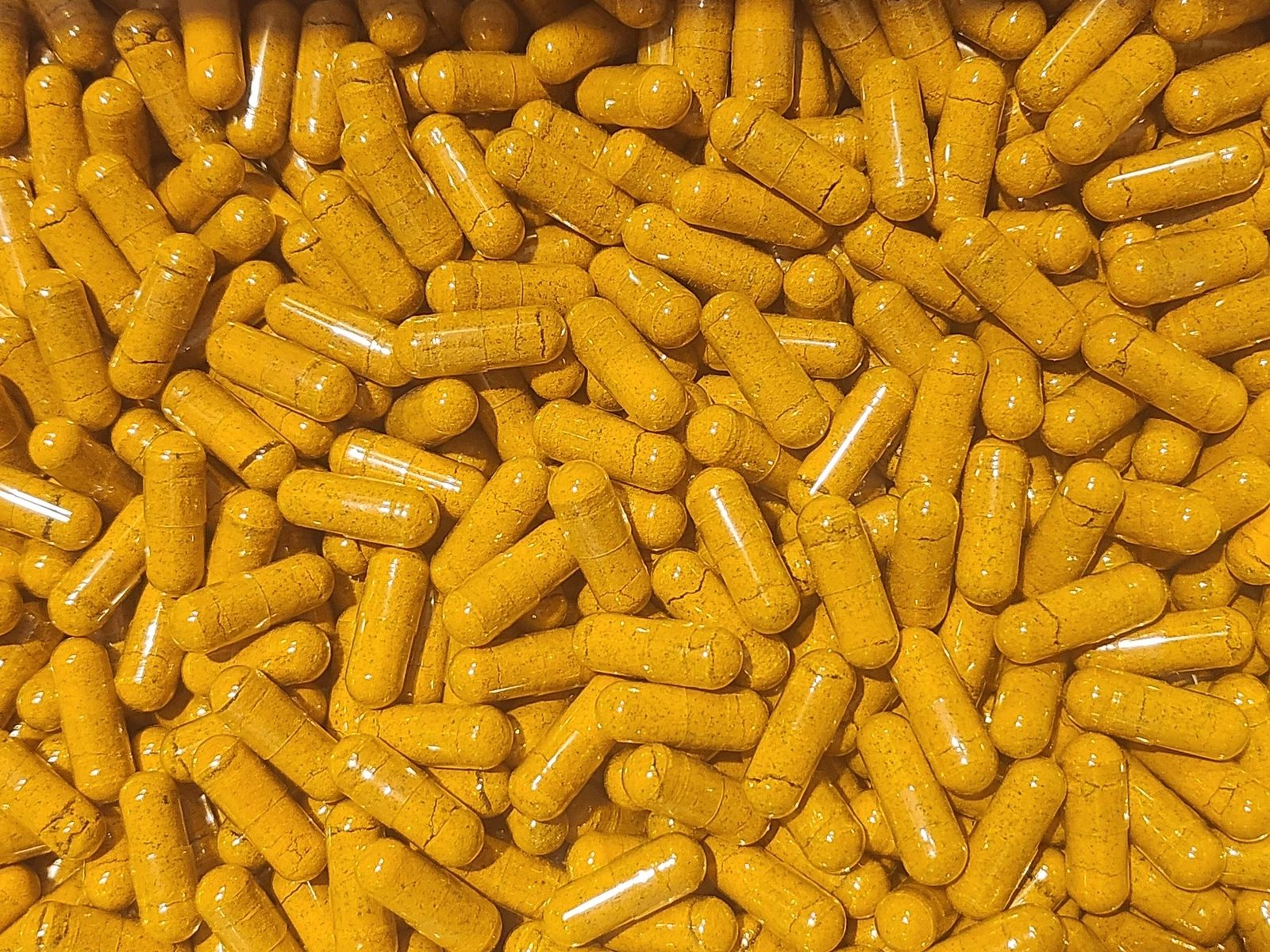 Organic Turmeric Root and Peppercorn Capsules - Bulk