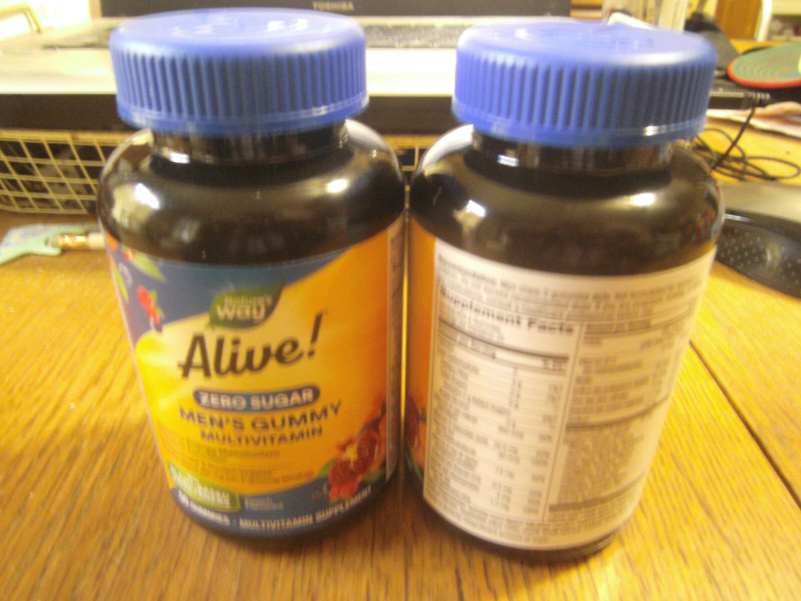 Two Bottles Nature's way alive men's gummy zero sugar Multivitamin Ex 8/31/2025