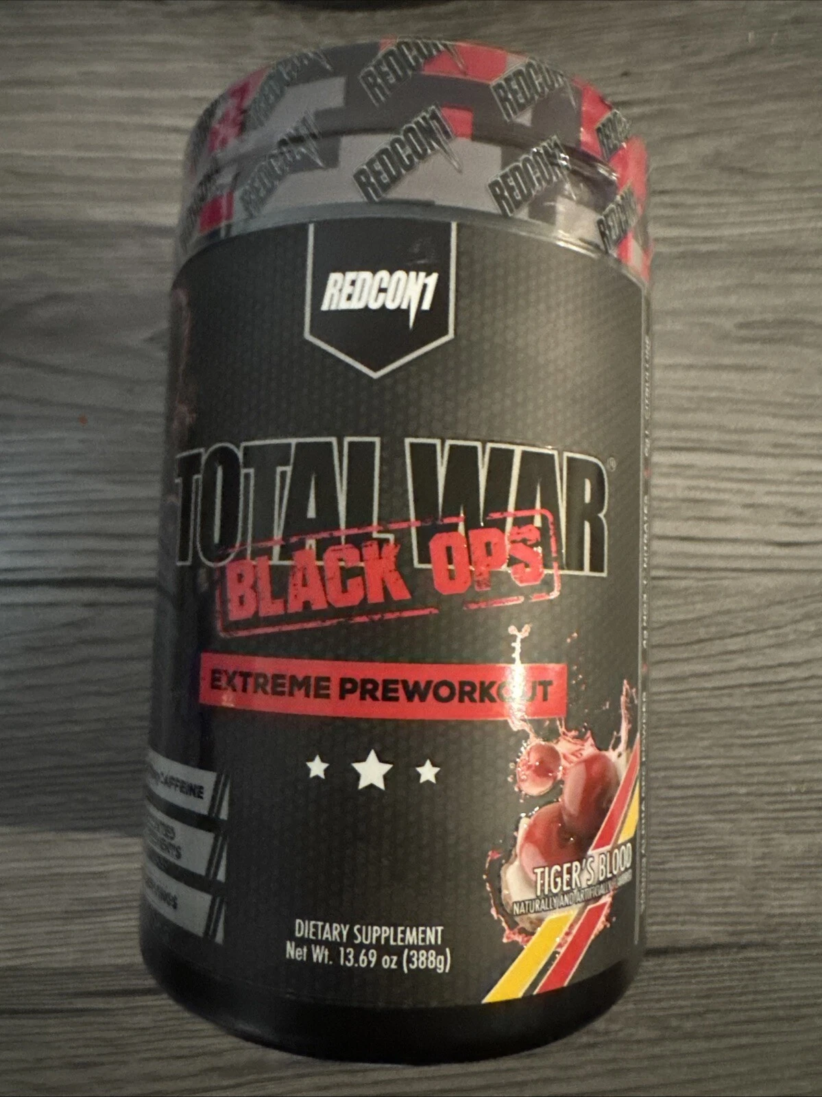 REDCON1 TOTAL WAR BLACK OPS Ultra-Dosed Extreme Pre-Workout 20 Servings